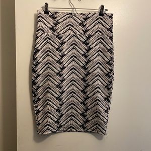 Large pull on stretchy BodyCon pencil skirt